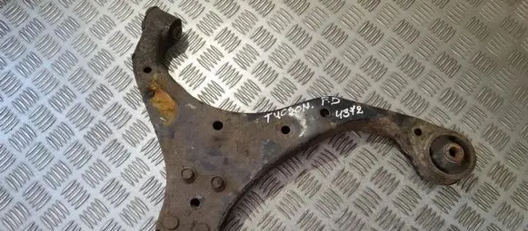 Hyundai Tucson JM Front lower control arm/wishbone 545842e000 54584-2e000