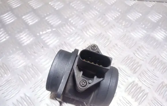 Volkswagen Golf V Mass air flow meter 0281002531