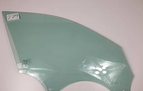 Jaguar F-Pace Front door window glass four-door 43R011582
