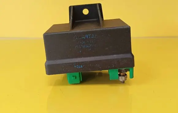 Peugeot 406 Glow plug pre-heat relay 9619039780