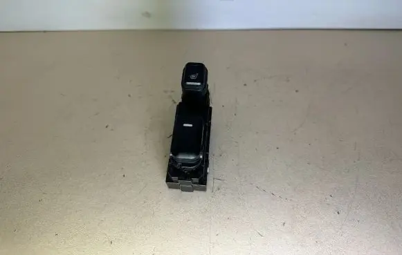 Hyundai ix35 Electric window control switch 3835211310