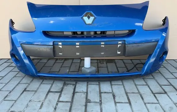 Renault Clio III Front bumper 8200799935