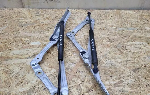 Lexus GS 300 350 430 450H Tailgate/trunk/boot hinge 