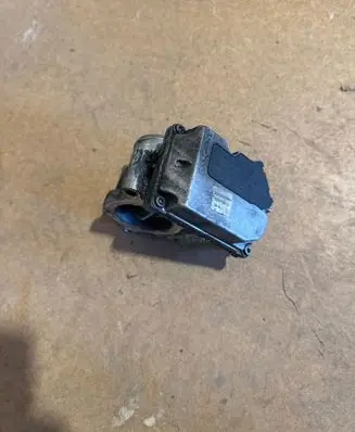 Renault Scenic II - Grand scenic II Throttle valve 8200736114