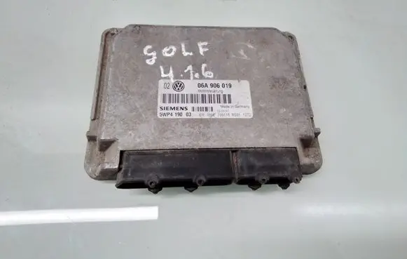 Volkswagen Golf IV Engine control unit/module 06A906019 5WP419003