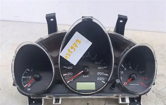 Mitsubishi Colt Speedometer (instrument cluster) MM0038013
