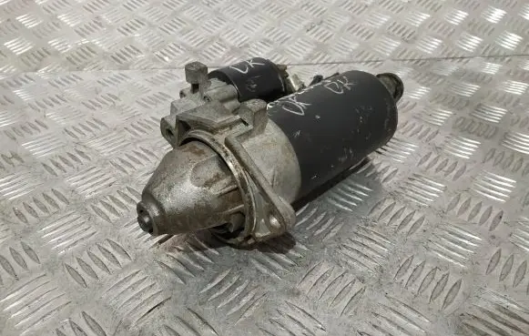 Opel Zafira A Starter motor