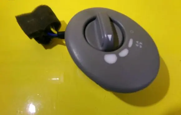 KIA Carnival Interior fan control switch 