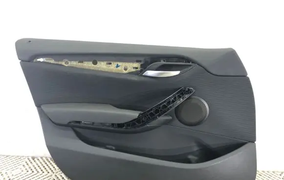 BMW X1 E84 Front door card panel trim