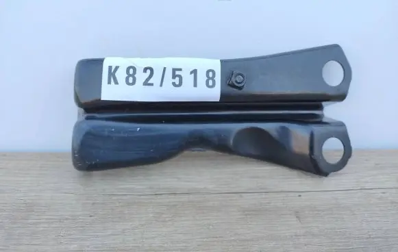 Audi A3 S3 8P Front bumper mounting bracket 8P0805202A