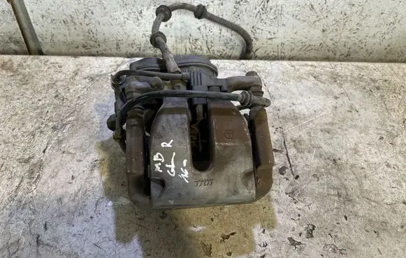 Mercedes-Benz GL X166 Rear brake caliper