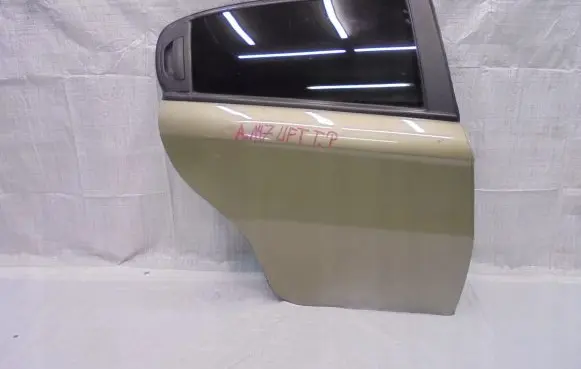 Alfa Romeo 147 Rear door