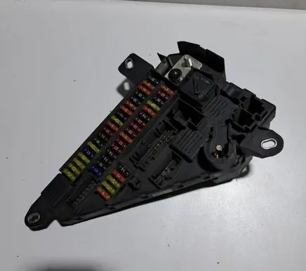BMW 5 E60 E61 Fuse box set 9138830 518956057