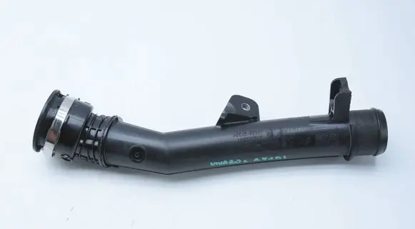 Opel Vivaro Intercooler hose/pipe 9831710780