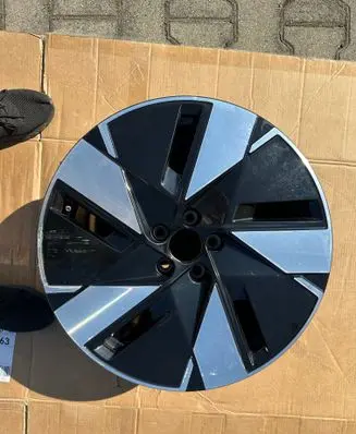 Volvo XC40 R19 alloy rim 32294213