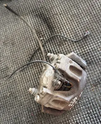 Mercedes-Benz SLK R172 Front brake caliper 