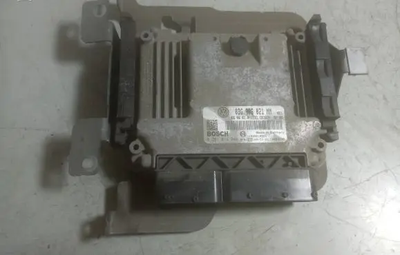 Volkswagen Touran I Engine control unit/module 03G906021MM 03G906021AN 0281014044