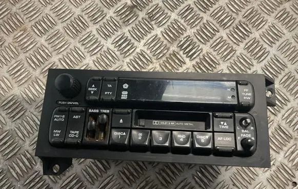 Radio/CD/DVD/GPS head unit