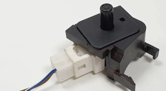 Smart ForTwo I Front door sensor coupe 