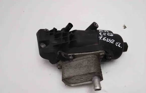 KIA Ceed Gearbox / Transmission oil cooler 264102A300 1205180217V2