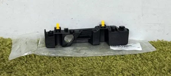 Hyundai Kona I Front bumper mounting bracket 86515-dd000