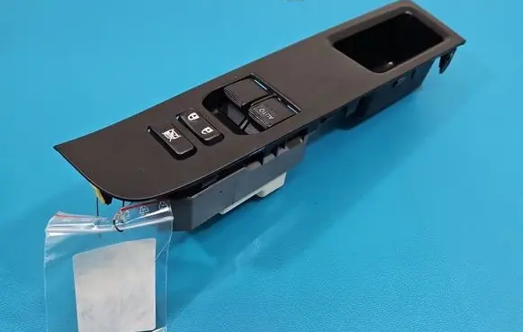 Toyota Yaris Electric window control switch 742320D670 IMPRK1597854