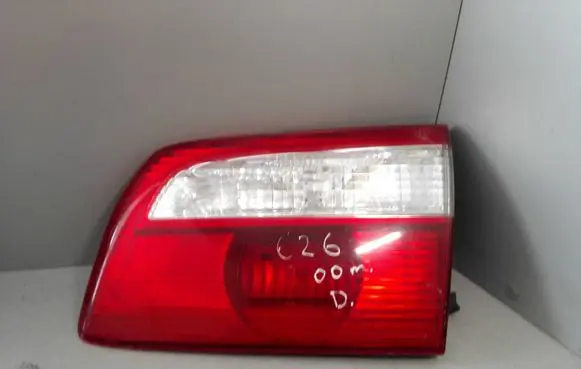 Mazda 626 Tailgate rear/tail lights P0662