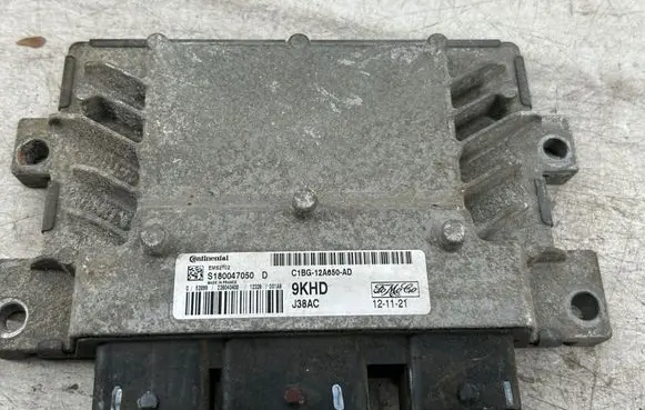 Ford Fiesta Engine control unit/module C1BG12A650AD S180047050D