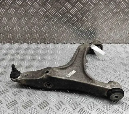 Maserati Ghibli Front lower control arm/wishbone 6700390290