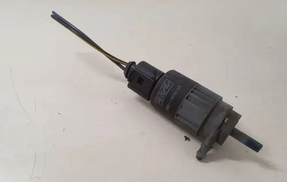 Ford Galaxy Windscreen/windshield washer pump 6M2113K082AB