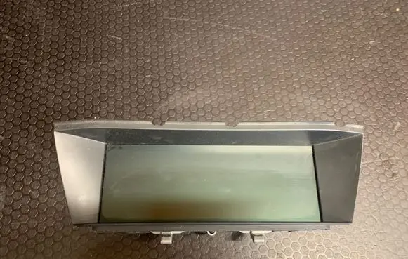 BMW 7 F01 F02 F03 F04 Screen/display/small screen 19749171 9216579 1010101892