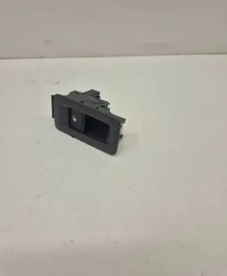 Volkswagen Golf Plus Fuel tank opening switch 5M0959551A