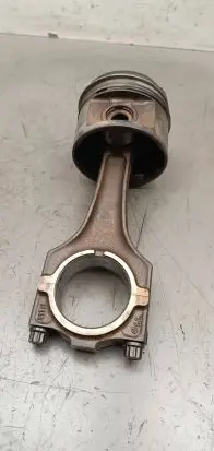 BMW 5 E34 Piston with connecting rod 411H