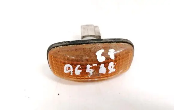 Nissan Primera Front fender indicator light 261602F000