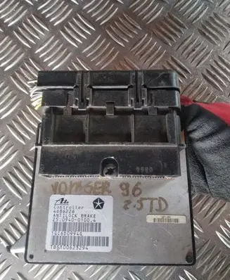 Chrysler Voyager ABS control unit/module 4686226 25094001004 1GC6D0994G