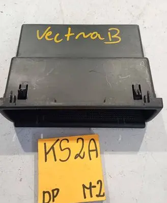 Opel Vectra B Glove box 90437443