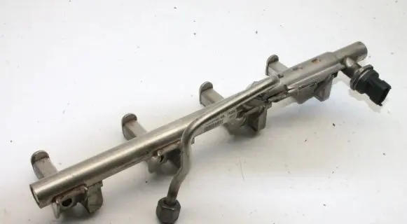 Ford Mondeo MK IV Fuel main line pipe CJ5G9H487BA