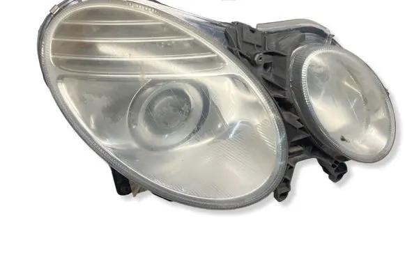 Mercedes-Benz E W211 Headlight/headlamp 16259200