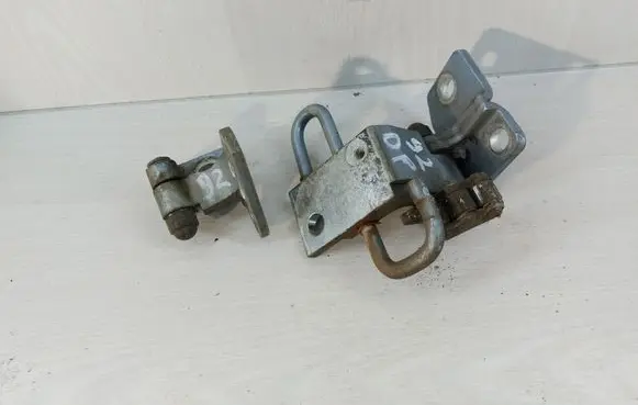 Front door hinge set