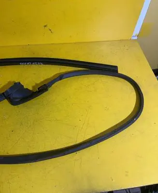 Audi A4 S4 B6 8E 8H Front door rubber seal 