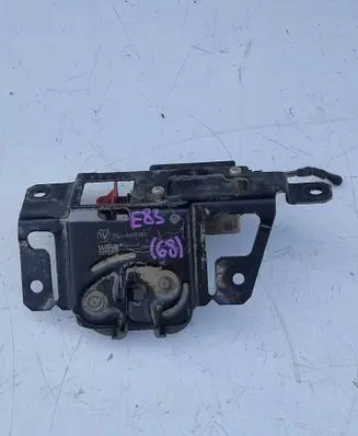 BMW X3 E83 Tailgate/trunk/boot lock/catch/latch 7057364