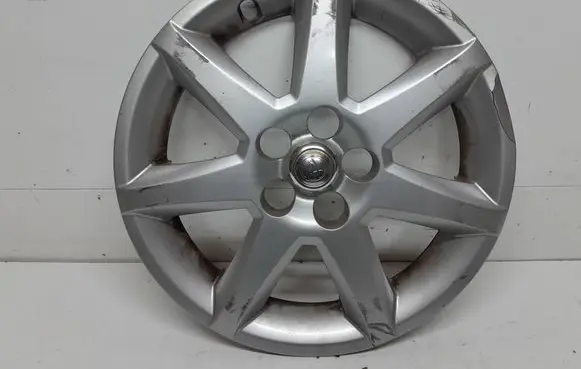 Toyota Prius (XW20) R16 wheel hub/cap/trim 