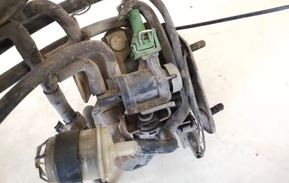 Volkswagen II LT Turbo solenoid valve 1j0906283a