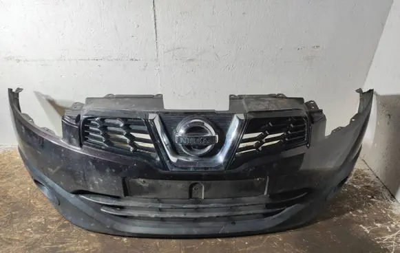 Nissan Qashqai+2 Front bumper