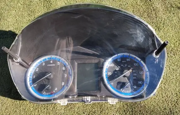 Speedometer (instrument cluster)