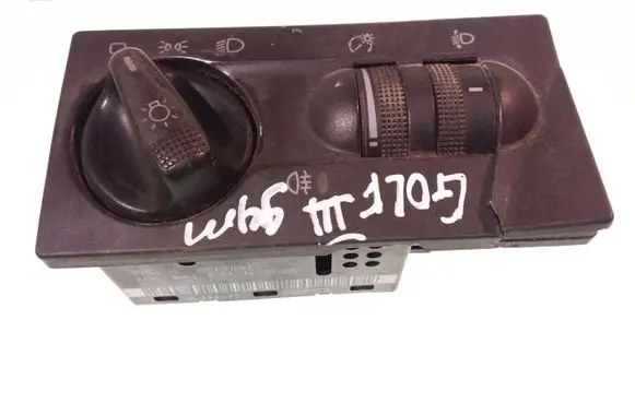 Volkswagen Golf III Light switch 1H6941531N