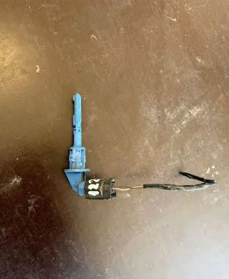 BMW 3 E46 Coolant level sensor 7553919