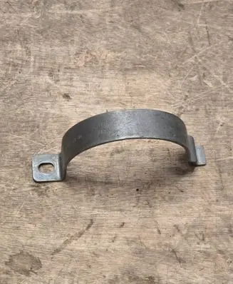 Mercedes-Benz E AMG W213 Intercooler pipe mounting bracket A2136222900