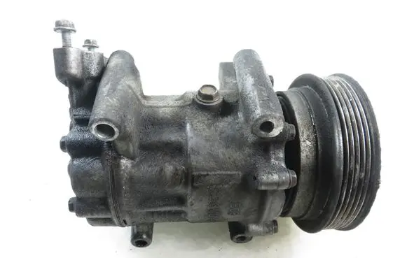 Renault Modus Air conditioning (A/C) compressor (pump) 