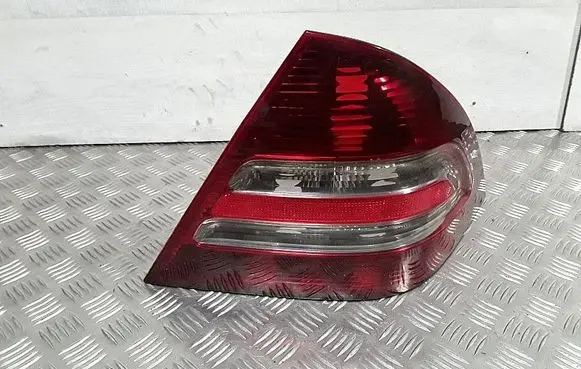 Mercedes-Benz C W203 Rear/tail lights 